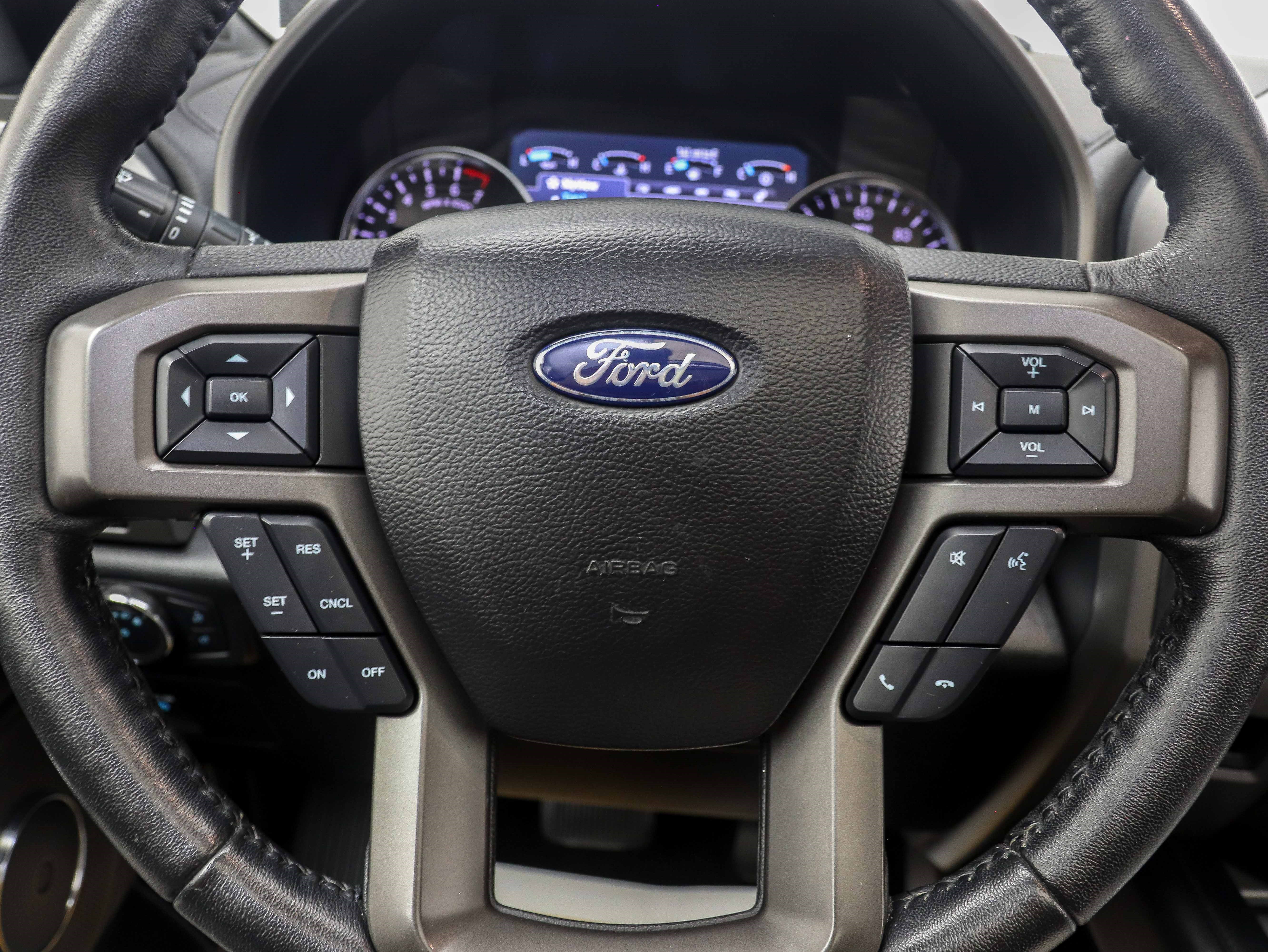 Used 2020 Ford Expedition Max XLT w/ Equipment Group 202A AWD/4WD image 30