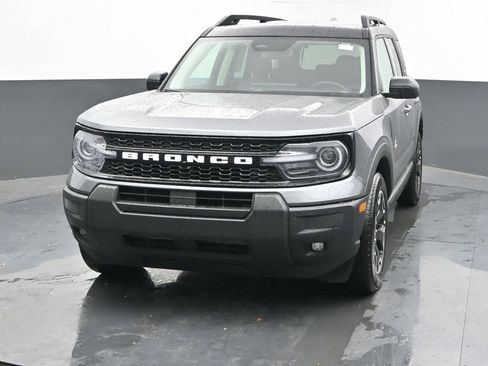 New 2025 Ford Bronco Sport Outer Banks image 3