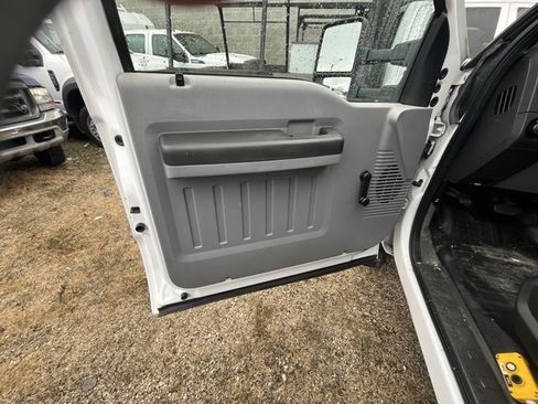 Used 2014 Ford F450 XL image 7