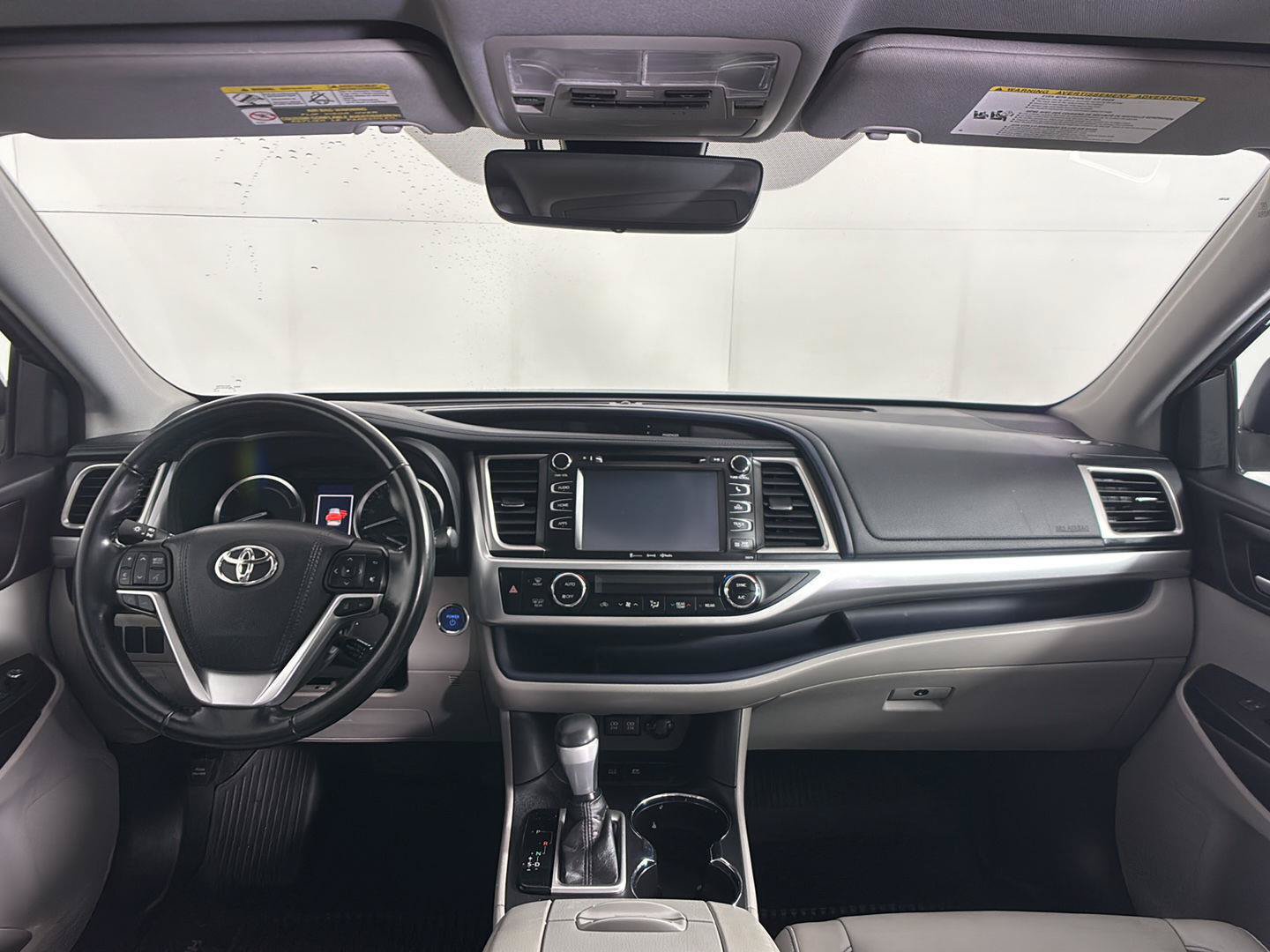 Used 2018 Toyota Highlander XLE AWD/4WD image 21