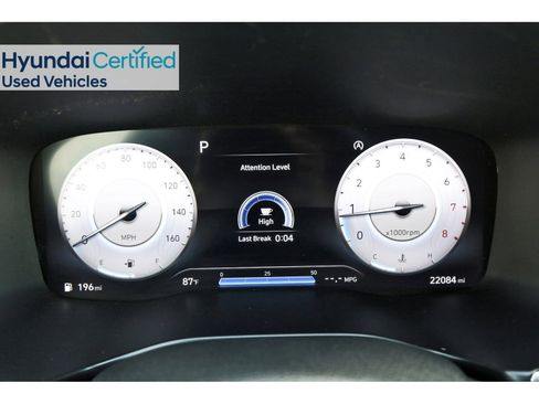 Used 2023 Hyundai Santa Fe SEL w/ Premium Package image 17