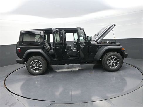 New 2026 Jeep Wrangler Sport S image 32