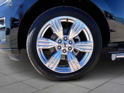 Certified 2023 Ford Expedition Platinum image 10