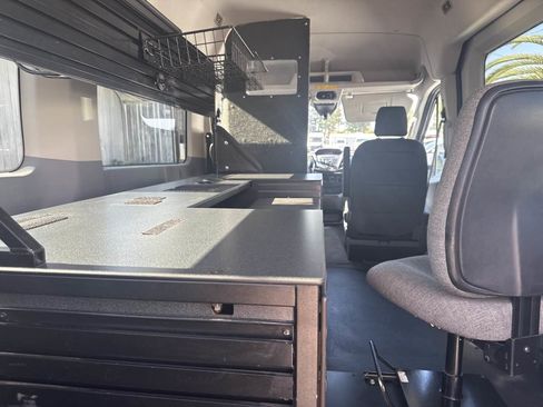 Used 2017 Ford Transit 150 XLT image 13