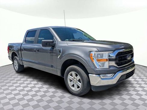 Used 2021 Ford F150 XLT RWD image 2