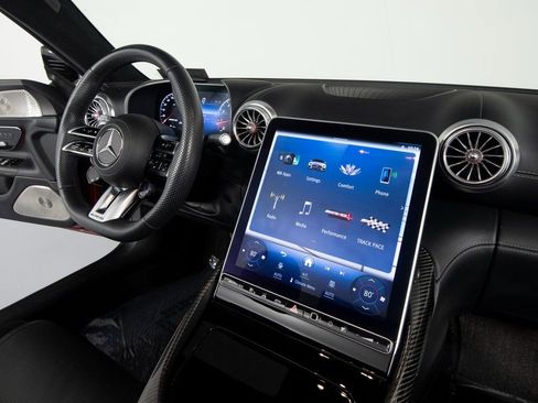 Used 2022 Mercedes-Benz SL 63 AMG 4MATIC image 30