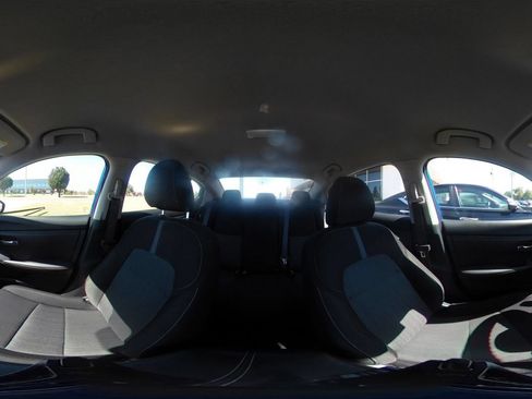 Used 2025 Nissan Sentra SV FWD image 39