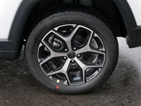 New 2026 Jeep Compass Limited image 4