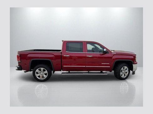 Used 2018 GMC Sierra 1500 SLT image 1