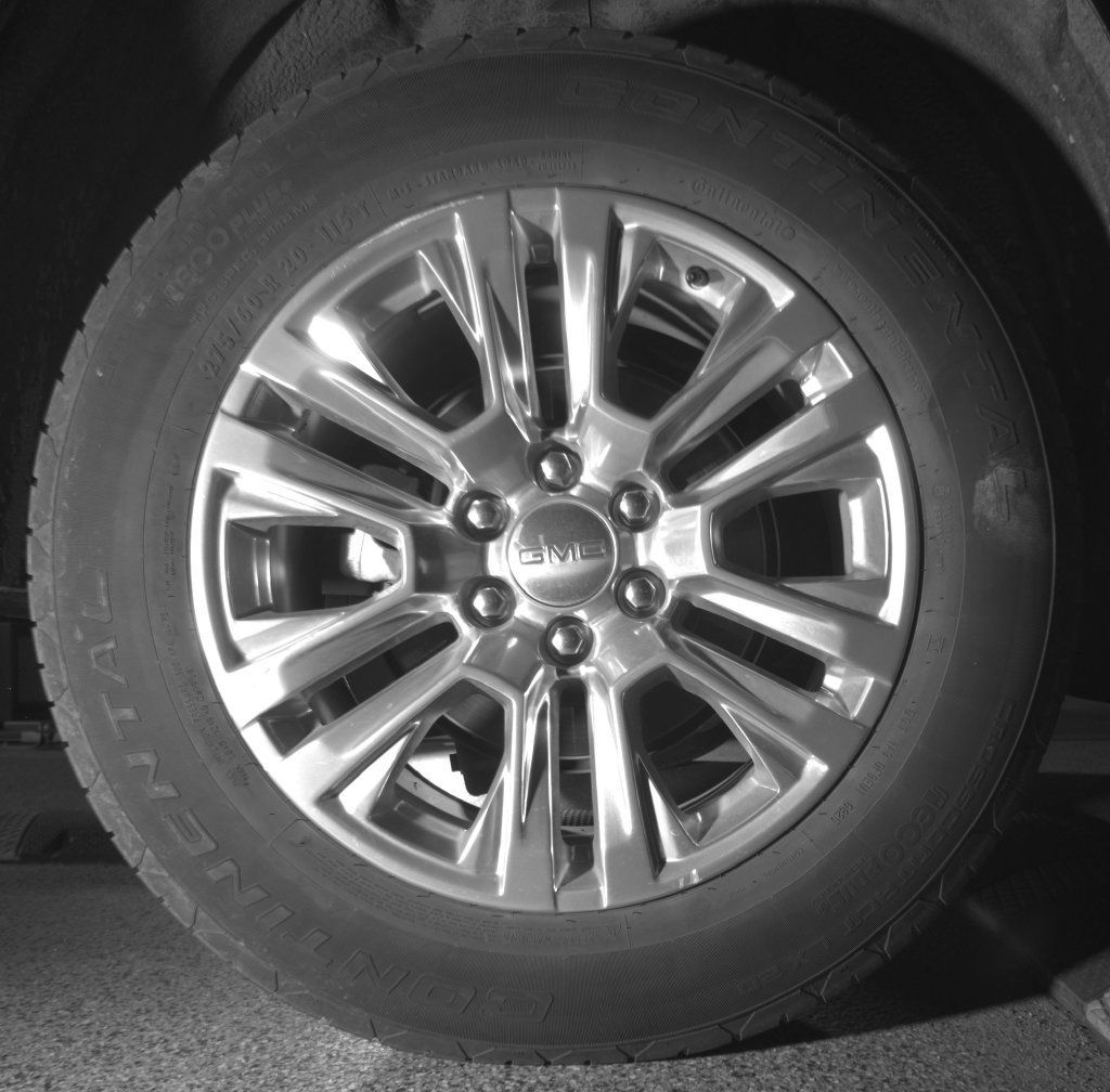 Used 2025 GMC Yukon Denali AWD/4WD image 12