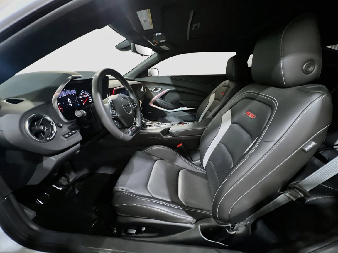Used 2023 Chevrolet Camaro SS RWD image 16