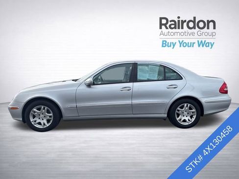 Used 2004 Mercedes-Benz E 320 4MATIC Sedan image 4