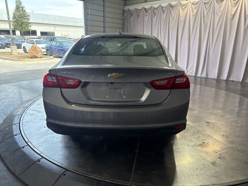Used 2025 Chevrolet Malibu LT image 6