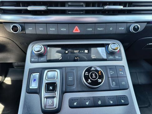 Used 2025 Hyundai Palisade Calligraphy AWD/4WD image 17