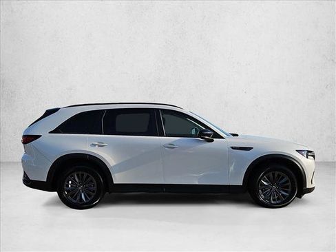 Used 2025 MAZDA CX-70 3.3 Turbo w/ Preferred Package AWD/4WD image 4
