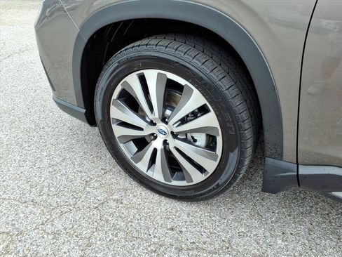 Used 2022 Subaru Ascent Touring w/ Popular Package #2A AWD/4WD image 9