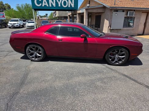 Used 2018 Dodge Challenger SXT Plus RWD image 2
