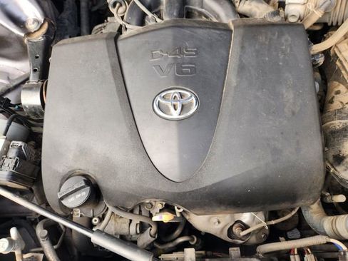 Used 2019 Toyota Highlander XLE image 35