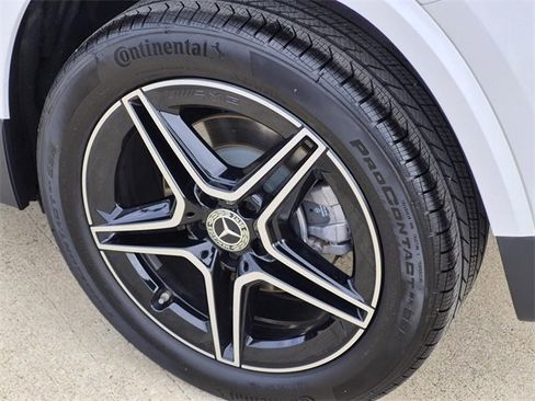 Certified 2025 Mercedes-Benz GLA 250 image 8