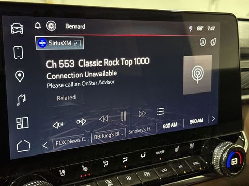 Used 2023 GMC Canyon AT4 w/ AT4 Premium Package AWD/4WD image 14