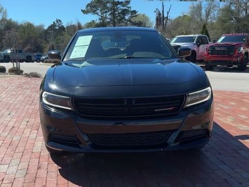 Used 2022 Dodge Charger SXT RWD image 6