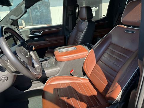 Used 2022 GMC Sierra 1500 Denali Ultimate image 2