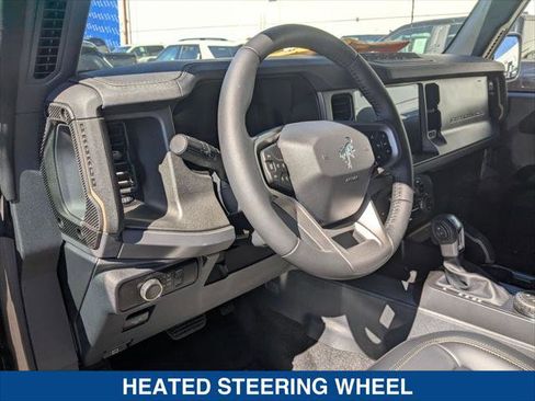 New 2025 Ford Bronco Badlands image 9