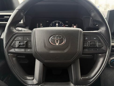 Used 2025 Toyota Tacoma SR image 21