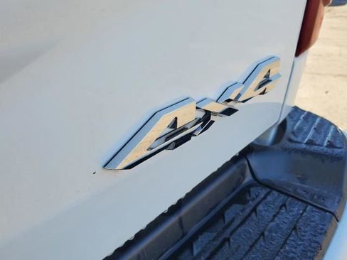 Used 2025 RAM 2500 Laramie image 32