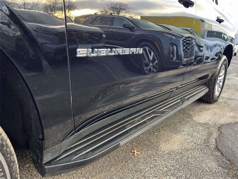 Certified 2024 Chevrolet Suburban LT image 11