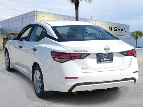 Used 2025 Nissan Sentra S FWD image 4