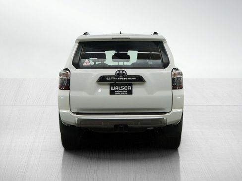 Used 2020 Toyota 4Runner TRD Off-Road image 4