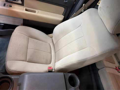 Used 2012 Ford F150 XLT w/ XLT Chrome Pkg RWD image 16