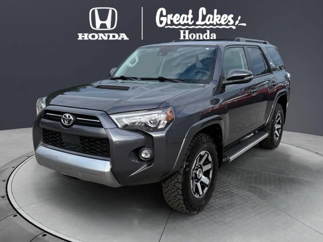 Used 2021 Toyota 4Runner TRD Off-Road Premium w/ Moonroof Package AWD/4WD image 2
