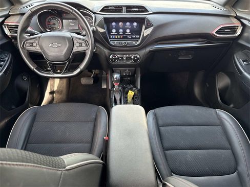 Used 2023 Chevrolet TrailBlazer RS w/ Sun and Liftgate Package image 26