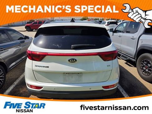 Used 2018 Kia Sportage EX w/ EX Technology Package AWD/4WD image 9