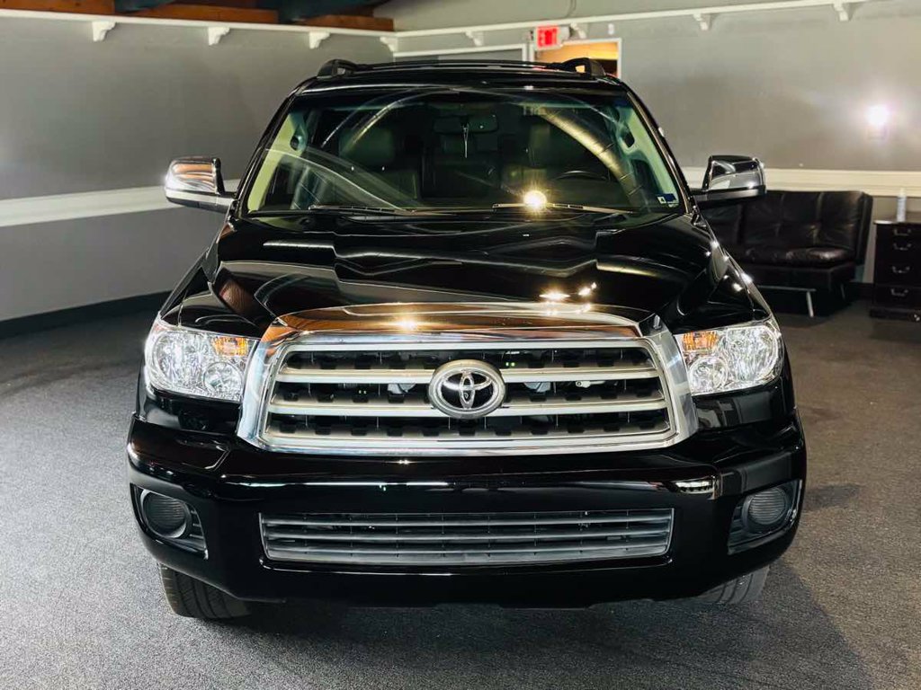 Used 2015 Toyota Sequoia Limited AWD/4WD image 17