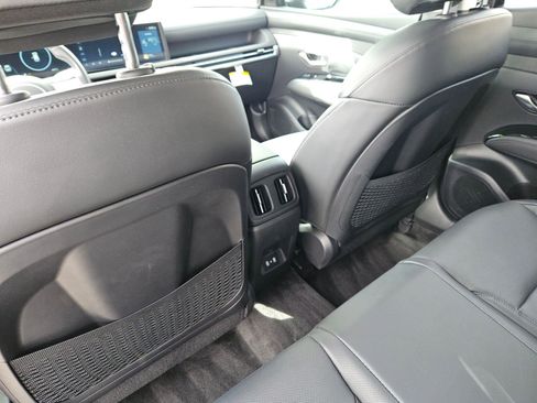 Used 2025 Hyundai Tucson Limited image 20