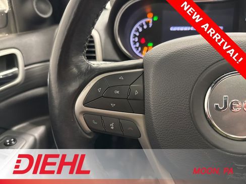 Used 2020 Jeep Grand Cherokee Altitude image 24