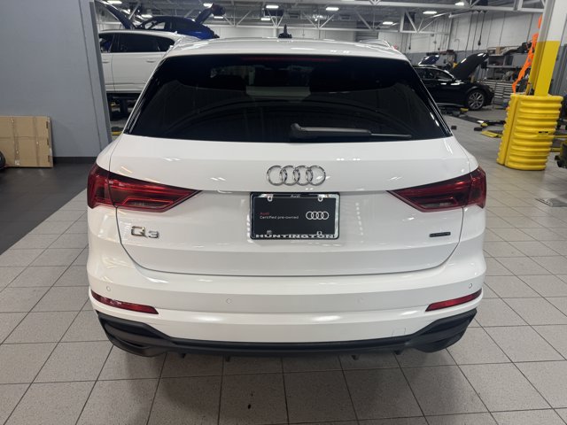 Certified 2024 Audi Q3 2.0T Premium w/ Convenience Package AWD/4WD image 6