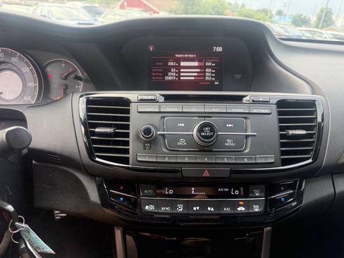 Used 2016 Honda Accord Sport image 23