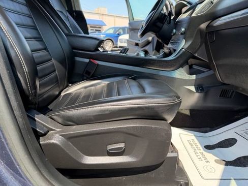 Used 2019 Ford Edge SEL w/ Equipment Group 201A AWD/4WD image 42
