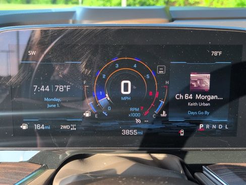 Used 2025 Chevrolet Tahoe LS AWD/4WD image 26