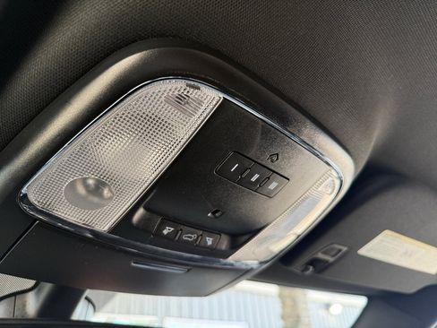 Used 2018 Jeep Grand Cherokee Laredo AWD/4WD image 42
