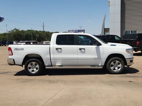 Used 2024 RAM 1500 Big Horn AWD/4WD image 5