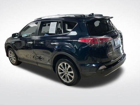 Used 2017 Toyota RAV4 Limited w/ Carpet Mat Package AWD/4WD image 5