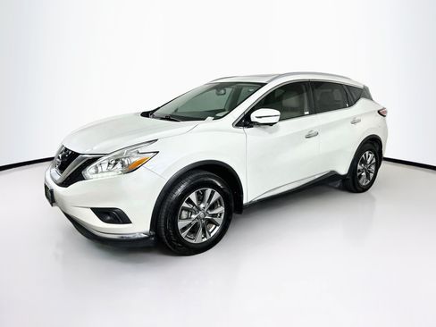 Used 2016 Nissan Murano SL w/ SL Technology Package FWD image 3