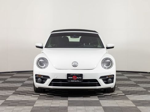 Used 2019 Volkswagen Beetle 2.0T SE w/ SE Premium Package FWD image 12