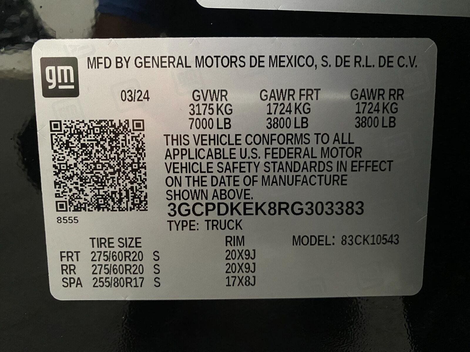 Used 2024 Chevrolet Silverado 1500 LT AWD/4WD image 31