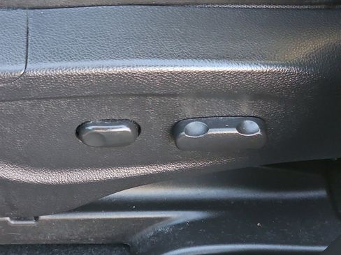 Used 2019 Buick Encore Preferred image 25